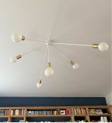 Lampa Drapak - Biały połysk - Mosiądz szcotkowany