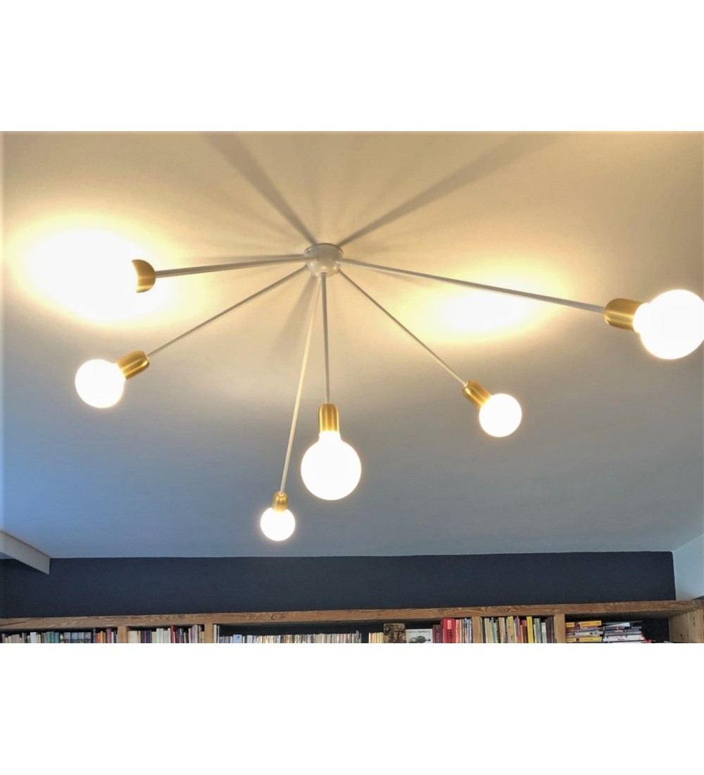 Lampa Drapak - Biały połysk - Mosiądz szcotkowany