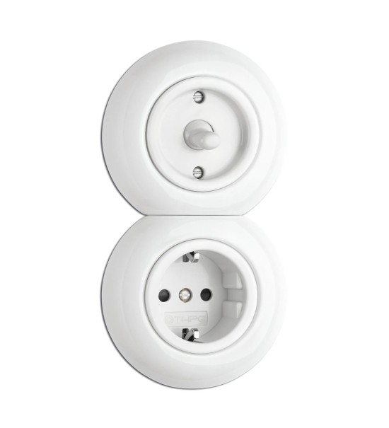 Łącznik dźwigniowy 173116 + Gniazdko 173068 + 2 x Ramka 173088